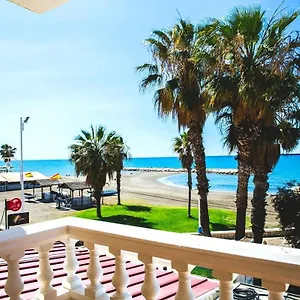 https://apartamento-con-vistas-al-mar-en-pedregalejo-playa.1costadelsol.com