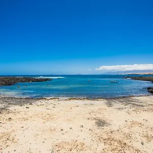https://las-caracolas.in-canary-islands.com
